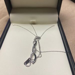 .83 Ct Women’s White and Black Diamond Infinity Dangle Pendant